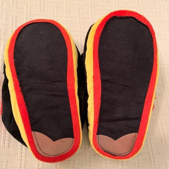 Mickey Mouse Slipper Pals  - Picture 10 of 10